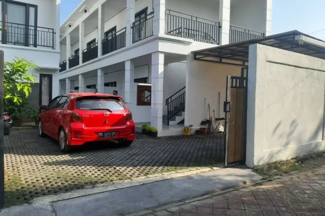 OYO 90525 White Guesthouse