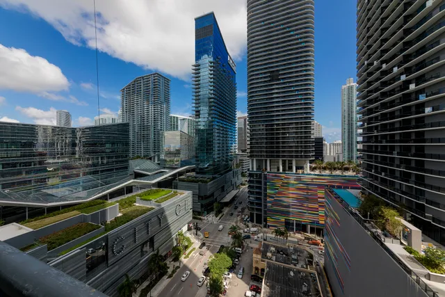 Solitair Brickell Apartments