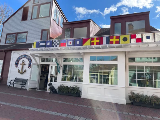 Newport Mansions Store on Bannister's Wharf