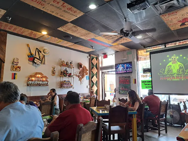 Bandeja Paisa Restaurant