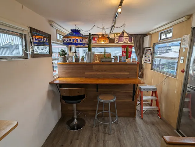 ドライブインAJISATO