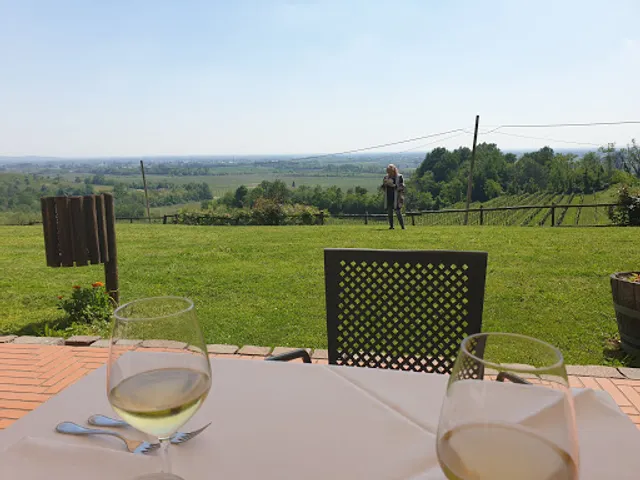 Trattoria Scacciapensieri