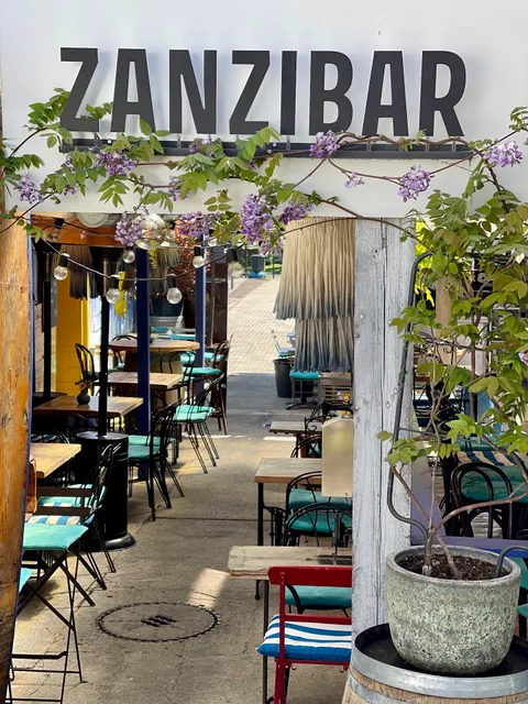 ZanziBar Nitra