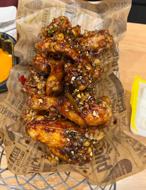 BHC Chicken Goyang Shinwon