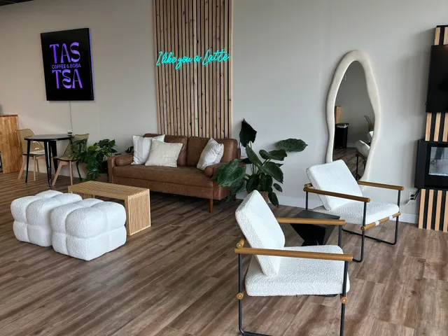 Tastea Coffee and Boba Lounge