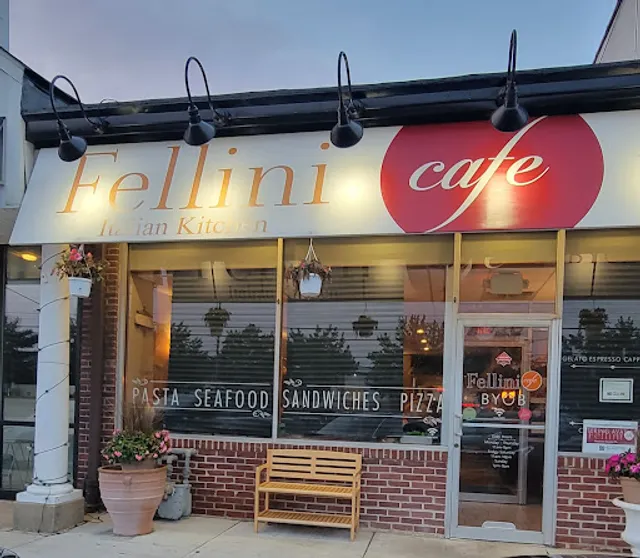 Fellini Newtown Square 🍝🍷🇮🇹