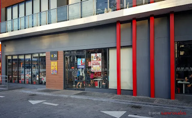 McDonald's Dasma Palapala