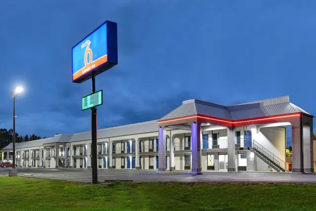 Studio 6 Meridian, MS – Bonita Lakes