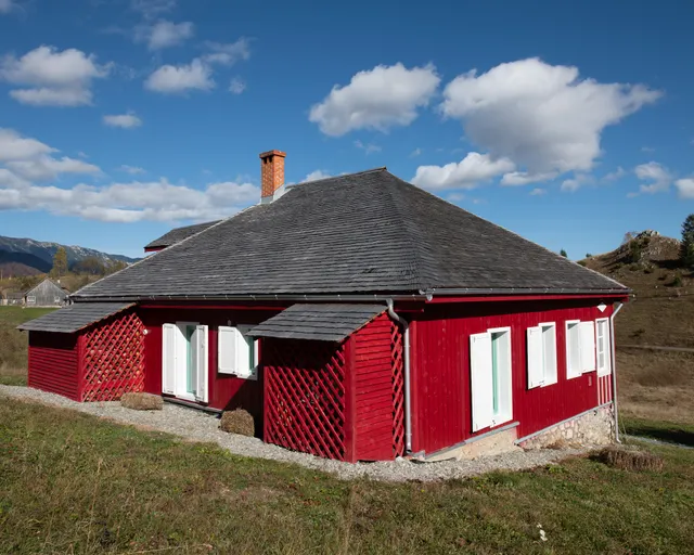 Casa de la Stanca Sirnea