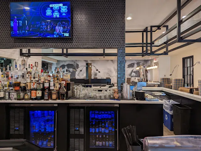 Urban 80 Kitchen + Bar