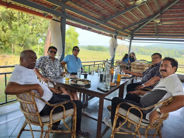 Fountain View Bar And Restaurant