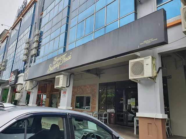 Brew73 Degrees Gastropub