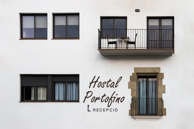 HOSTAL PORTOFINO