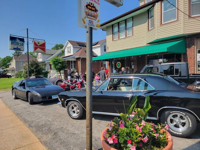 McIlravy's Irish Pub