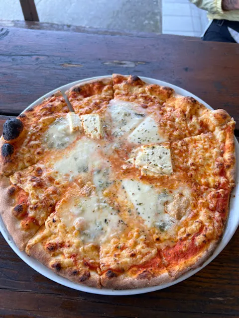 Memos Ess Bar, Döner and Pizza