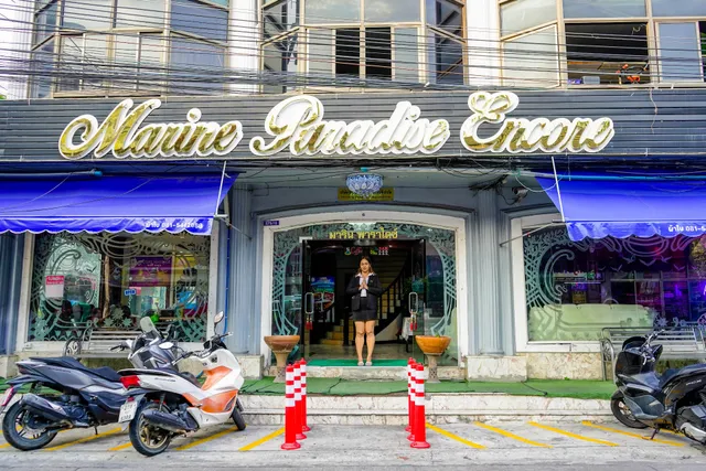 Marine Paradise Encore