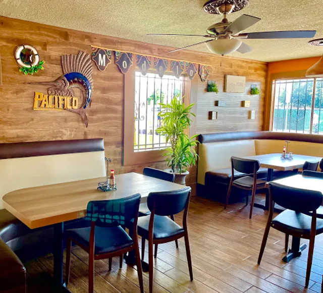 Garduno's Sports Bar and Grill