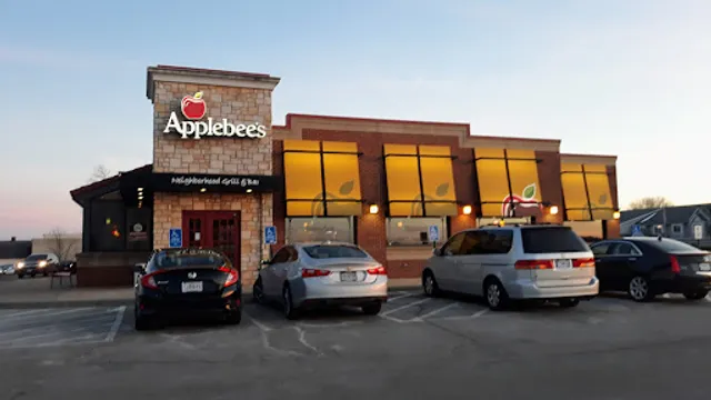 Applebee's Grill + Bar