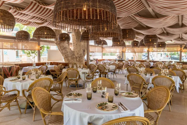 African Queen St Tropez