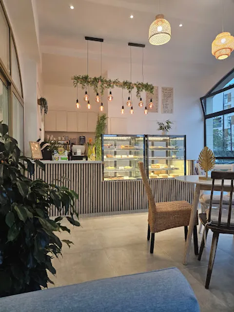 Amanah - Coffee & Restaurant