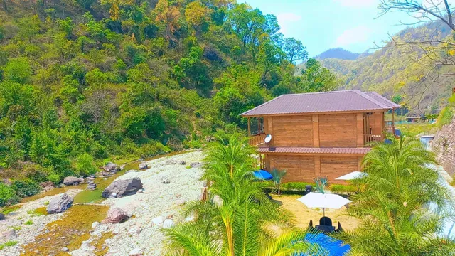 The Corbett Downtown Resort Lansdowne | Best resort IN LANSDOWNE