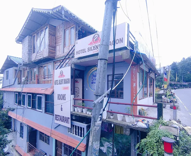 Hotel Silent Dragon