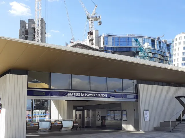 Battersea Power Station (Stop A)