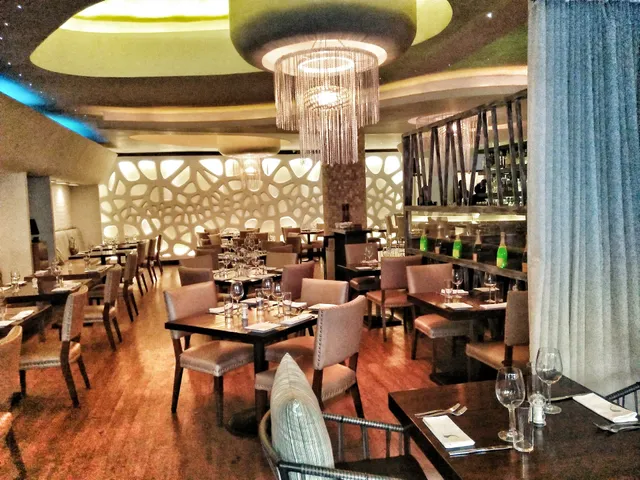 Seven Seafood & Grill