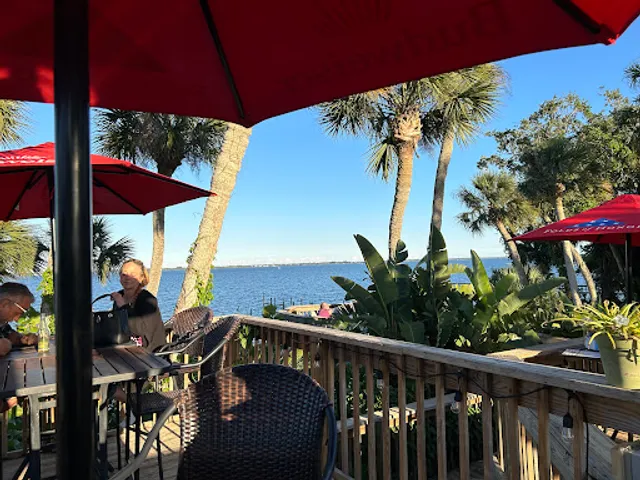 River City Bar & Grill,