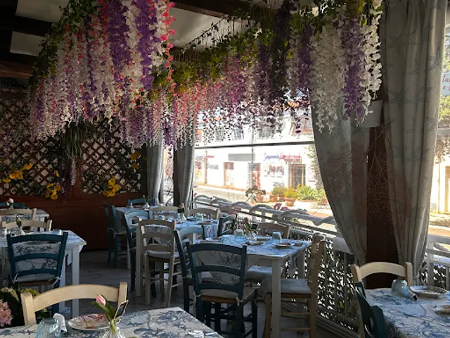 La Poissonnerie Ristorante di Pesce anche TakeAway e Delivery