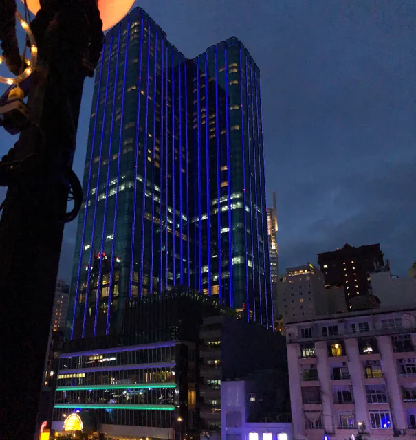 Saturn 183 Apartment