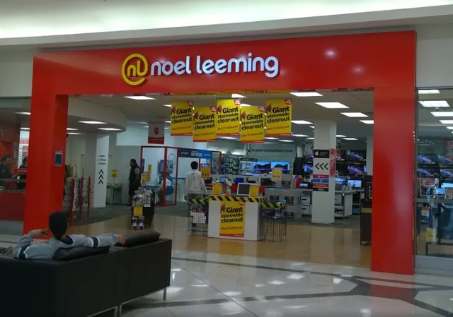 Noel Leeming Riccarton