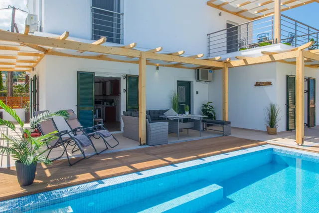 Acharavi Beach Villa