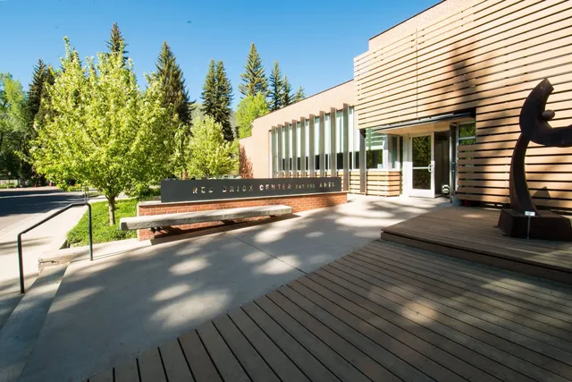 Red Brick Center For the Arts