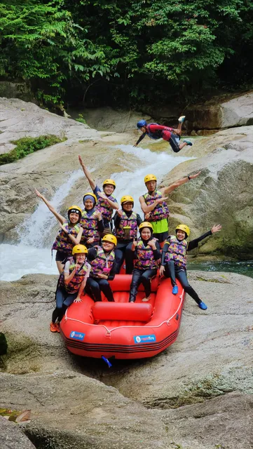 Sungai Sedim Water Rafting (Rapid Fire)