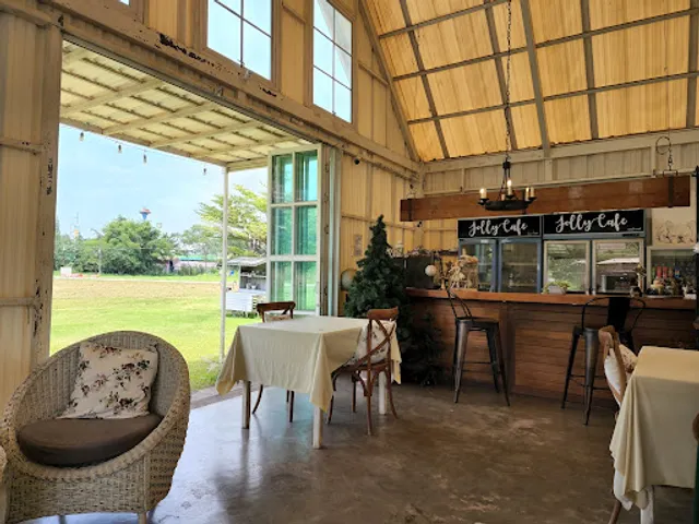 Jolly Cafe Khao-Kho