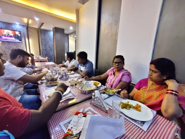 Shirose veg restaurant