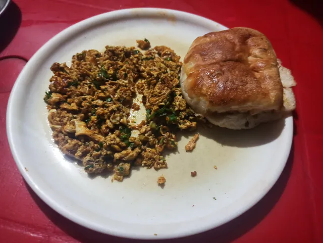 Shalimar Omelette Center