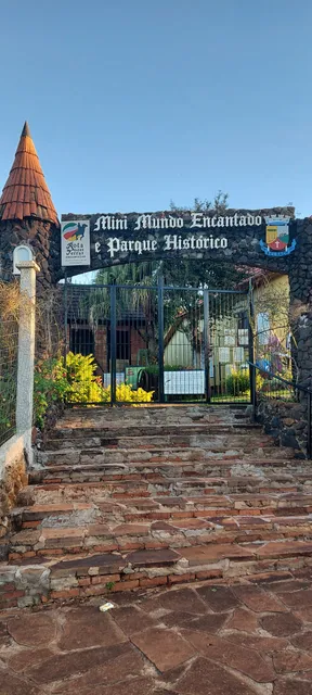Minimundo encantado e parque histórico