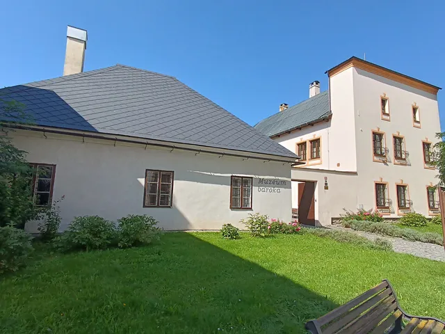 Baroque Museum and Wax Candle Festival - Wachsstockfest