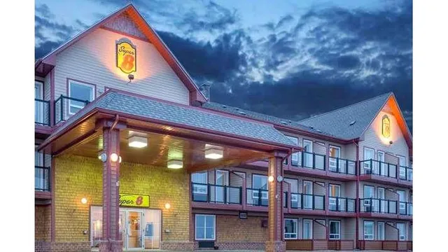 Super 8 by Wyndham Caraquet