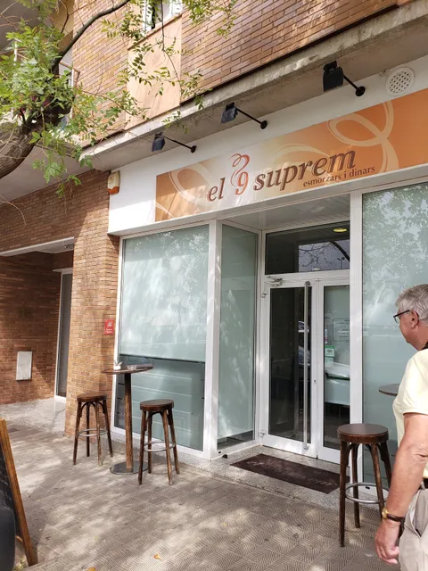 El 9 Suprem Restaurant
