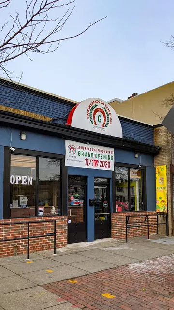 La Herradura Supermarket