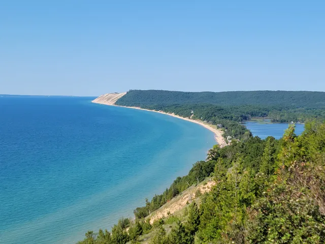 Empire Bluff Scenic Lookout