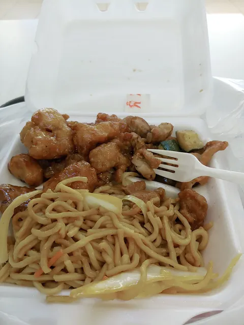 Yeung's Lotus Express