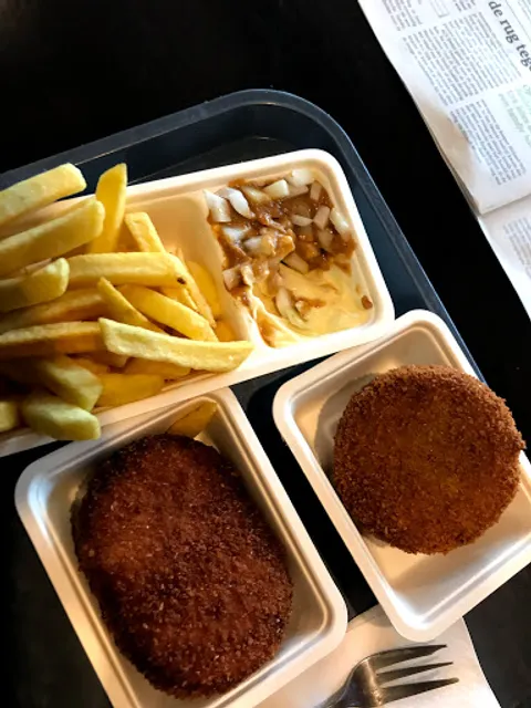 Burgerbakkerij / Cafetaria De Koepel