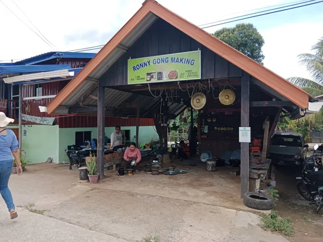 Kg. Sumangkap Gong Factory