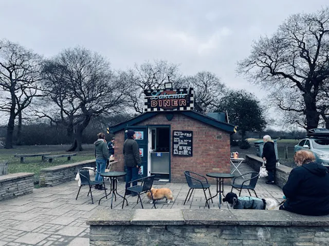 Lakeside Whipps Cross Diner