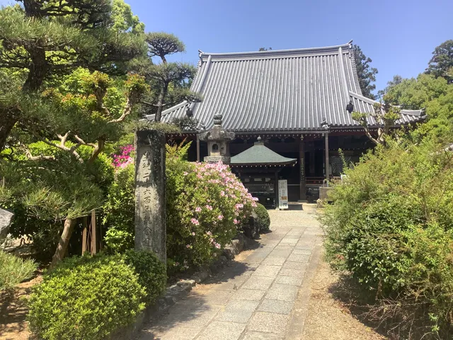 Kumedera Temple