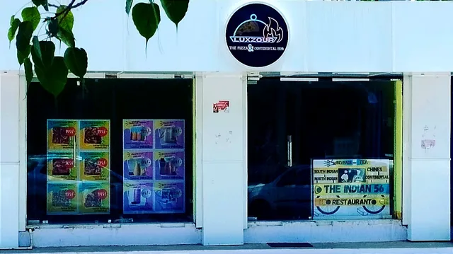 Luxzour the wood fired pizza